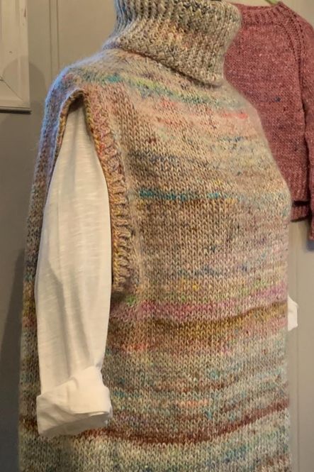 Hovedbilde Vest med høy hals